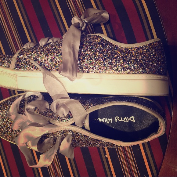 Dirty Laundry Shoes - Dirty Laundry Size 9.5 sparkle pink tennis shoe